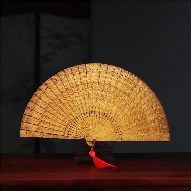 工藝美術(shù)師證書報(bào)考指南與收藏品鑒定評(píng)估服務(wù)解析