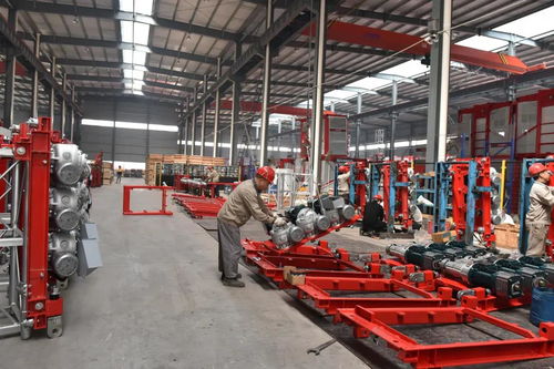 柳工與江漢建機(jī)強(qiáng)強(qiáng)聯(lián)手，共筑全球建筑起重機(jī)械“中國(guó)名片”